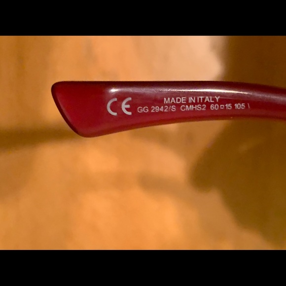 Authentic GUCCI oversized red sunglasses - Picture 6 of 7